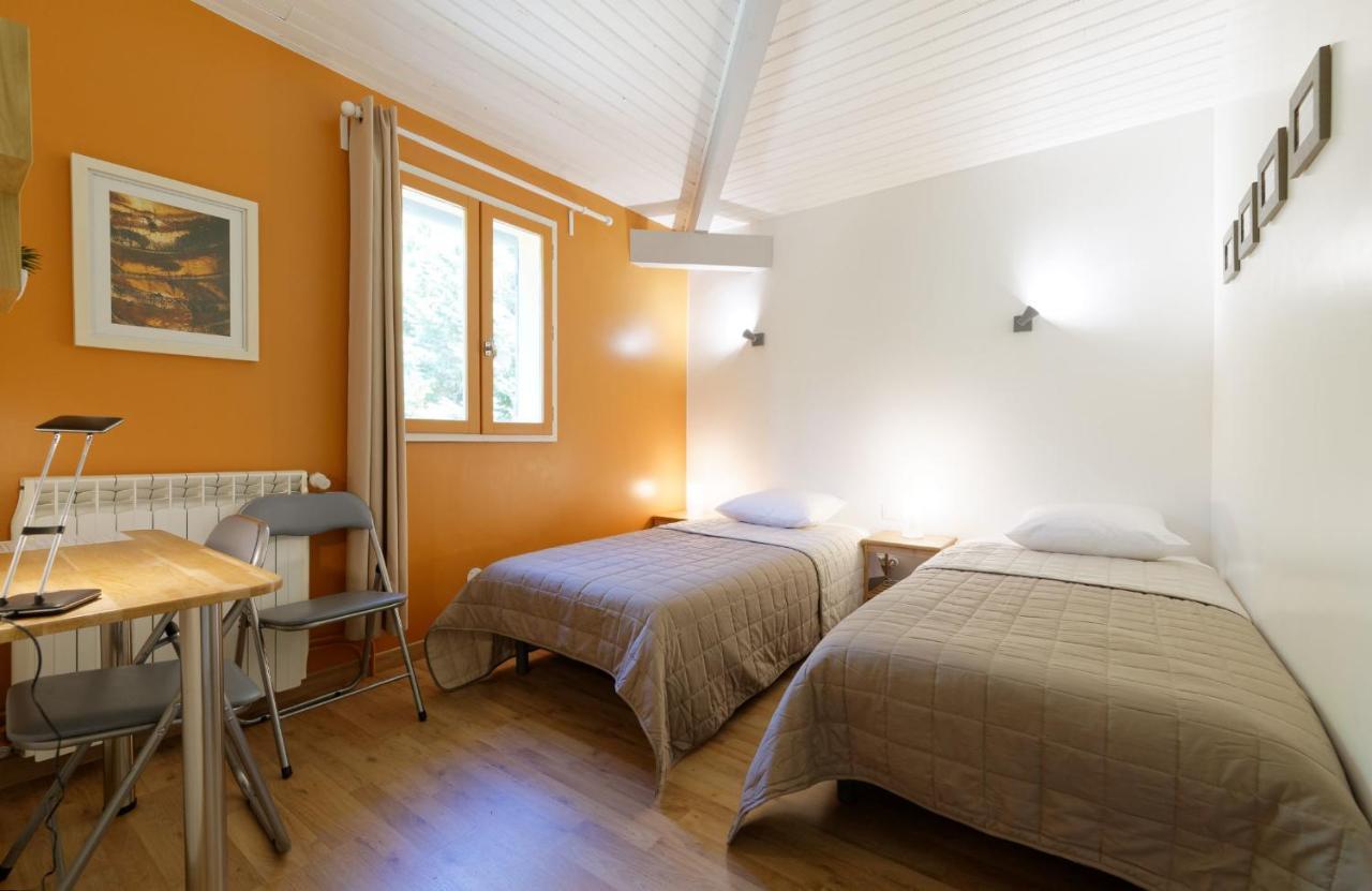 Chambre D'Hotes De Charme A La Maison Bleue Savignac-Mona Exterior foto